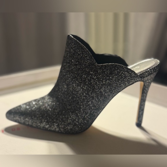 Elegant Black Glitter Women's Heels - Picture 1 of 16